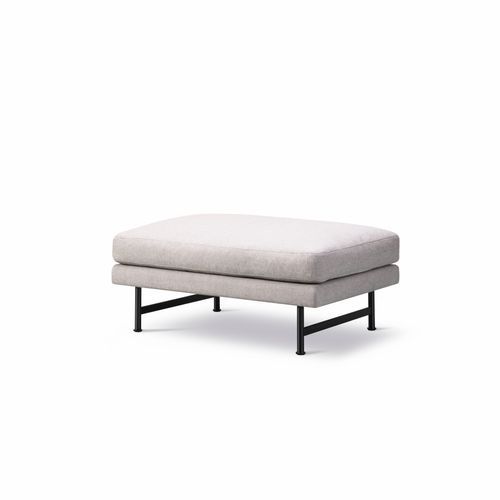 Calmo Ottoman 95 Metal Base by Fredericia