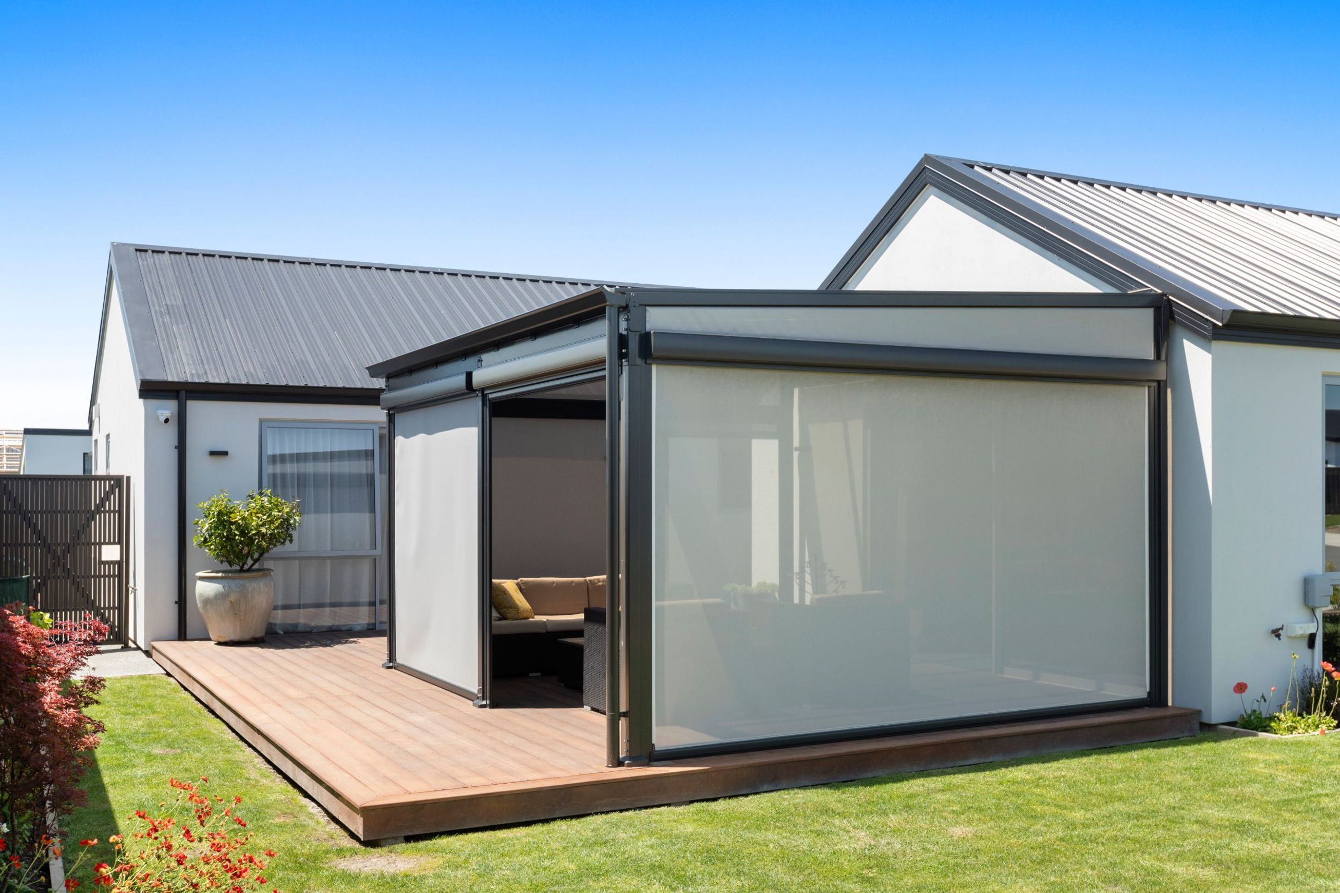 Ziptrak® Outdoor Blinds