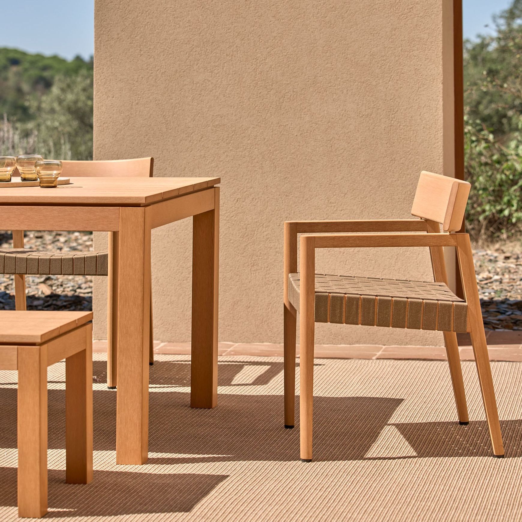 Kubik TechTeak Dining Chair with Arms