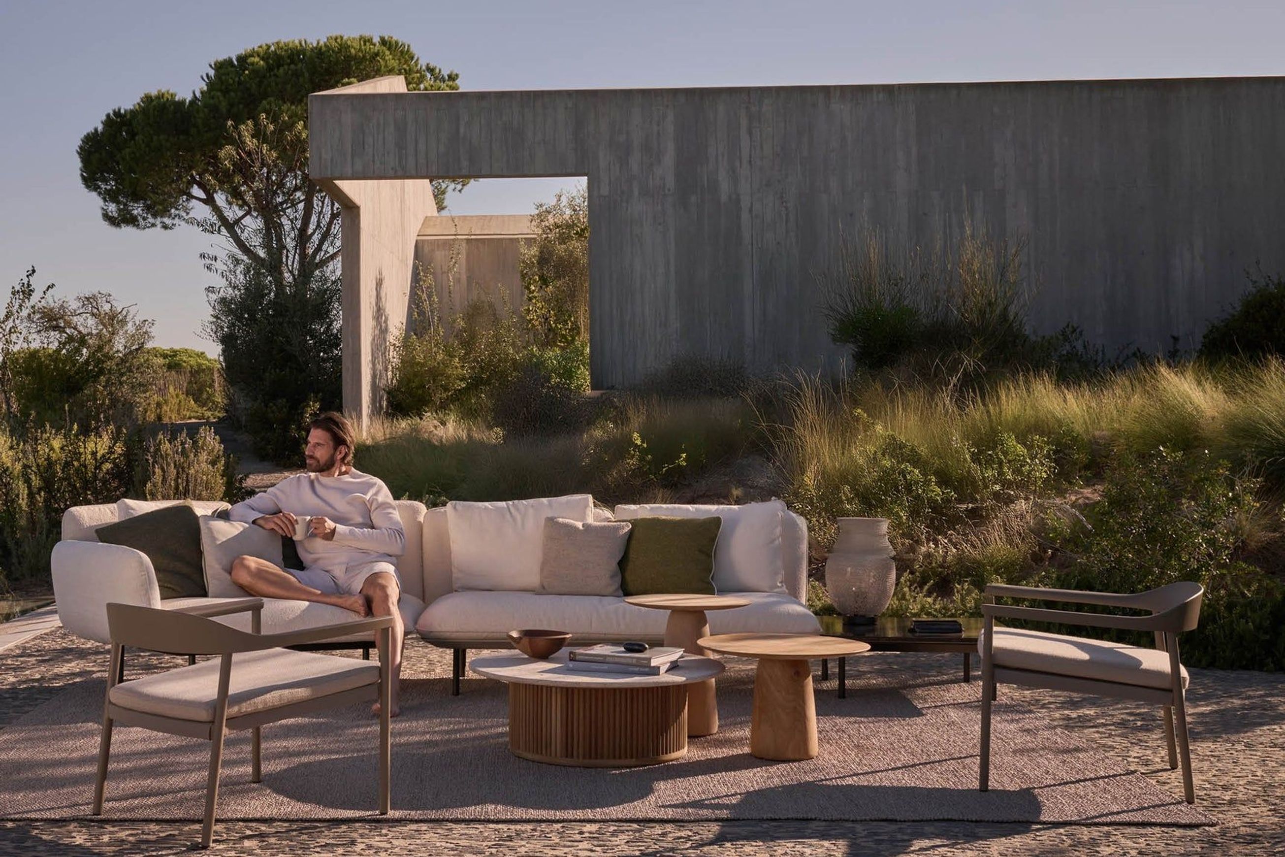 Illum Lounge Chair