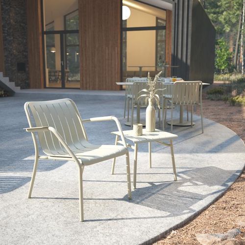 Roku Outdoor Lounge Chair