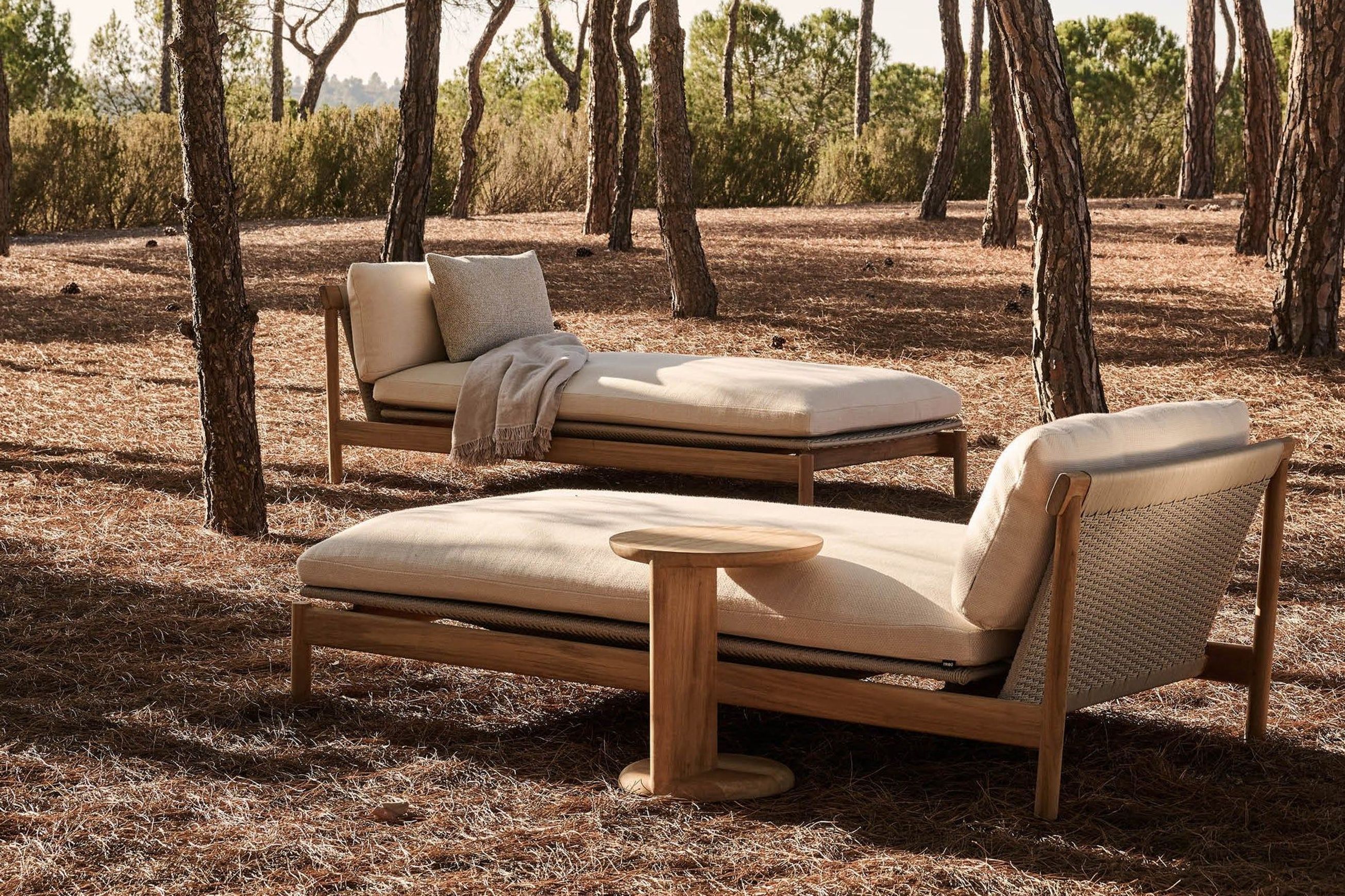 Amanu Daybed