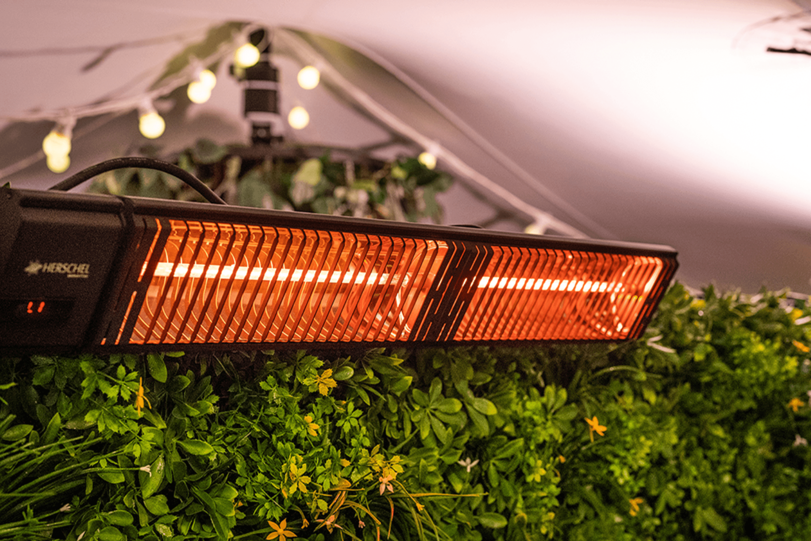 Manhattan 3000 Watt Heater with Remote