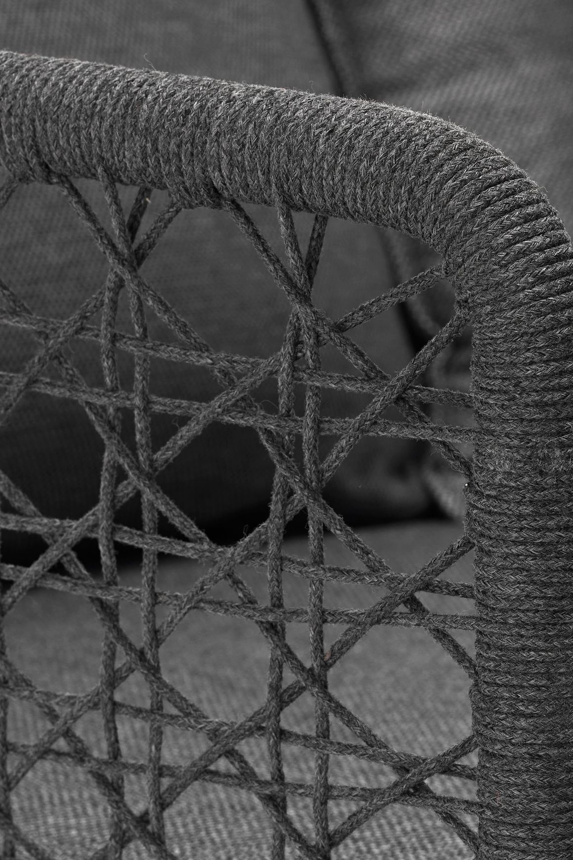 Aireys Woven Daybed
