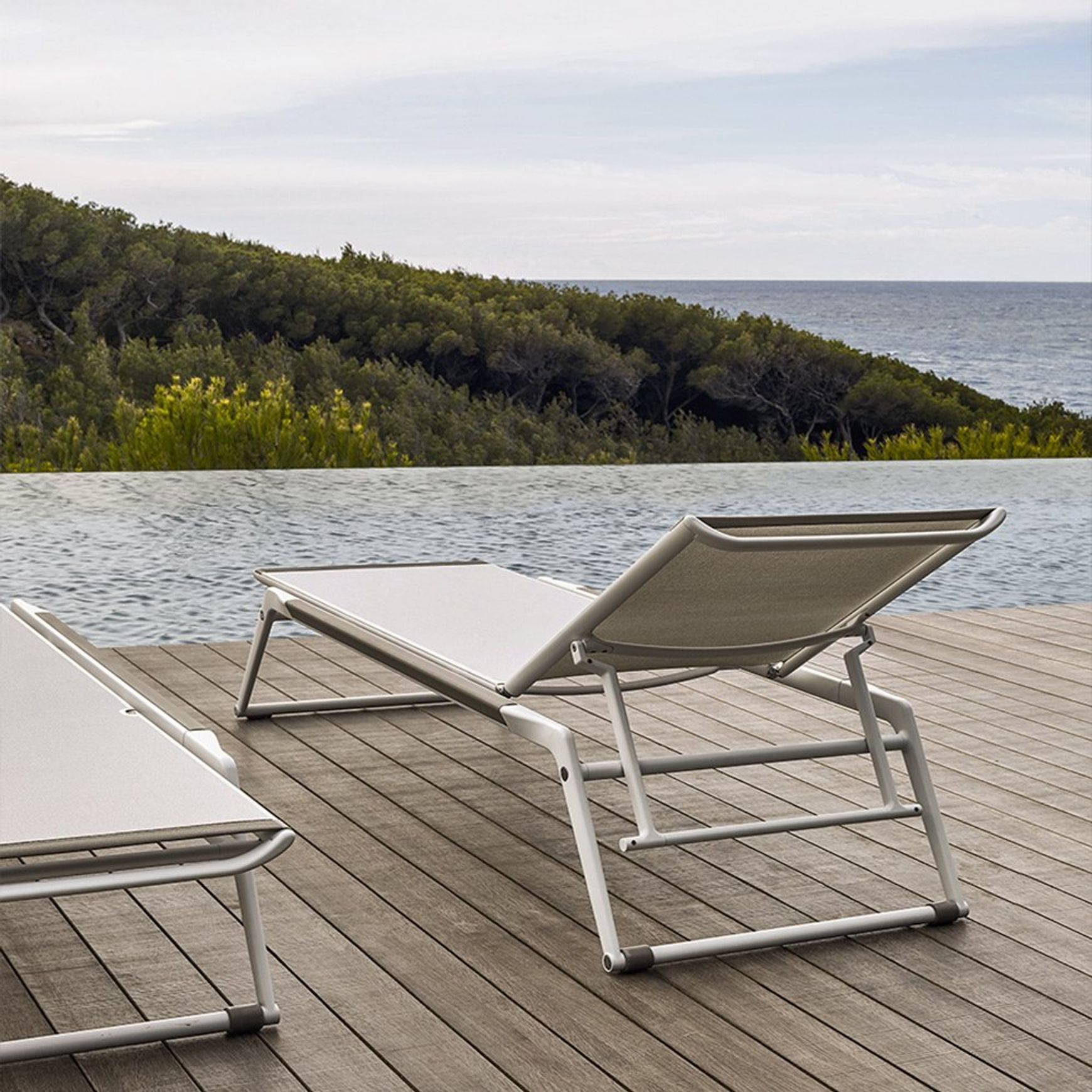 Mirto Outdoor Lounge Chaise