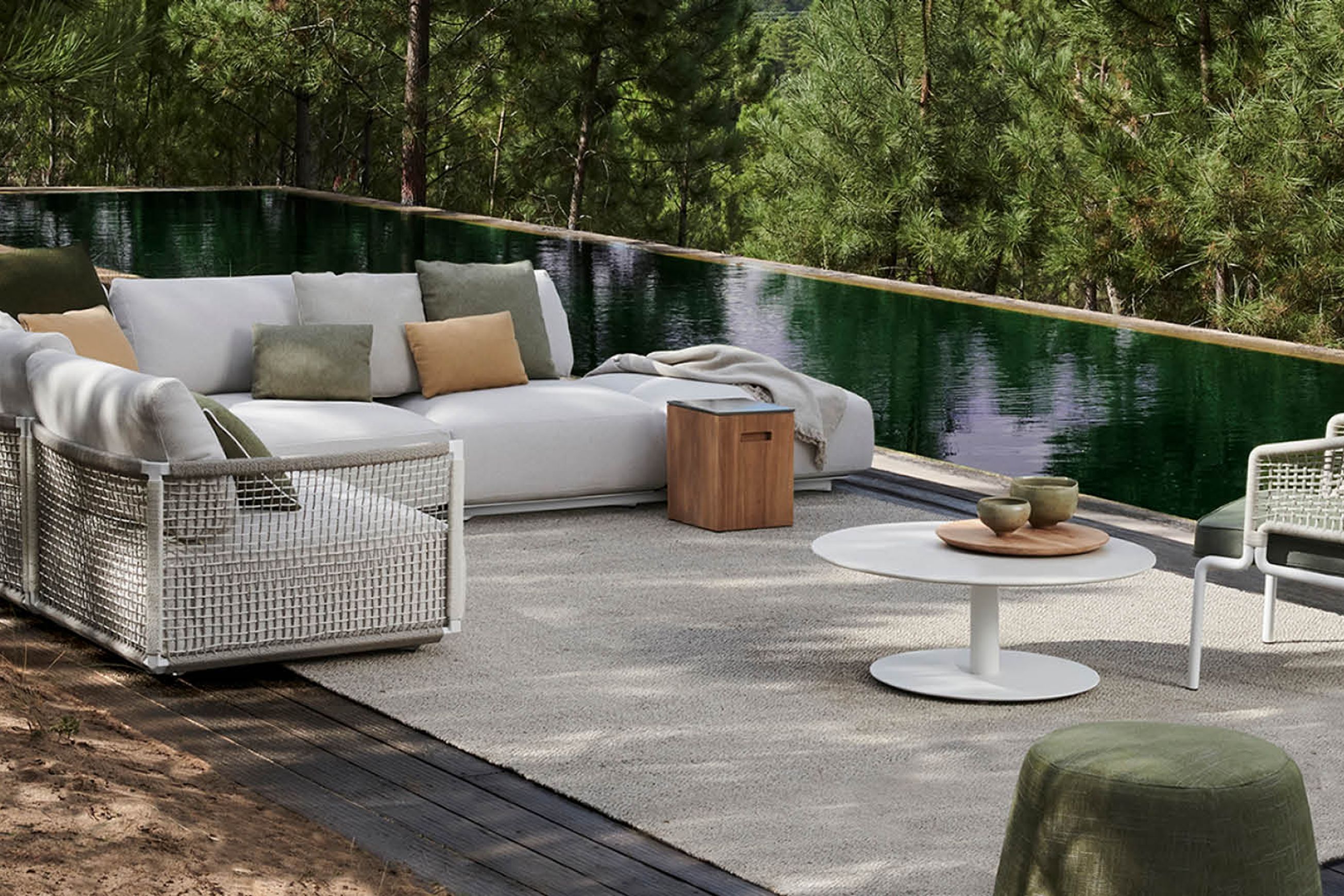 Nodi modular sofa