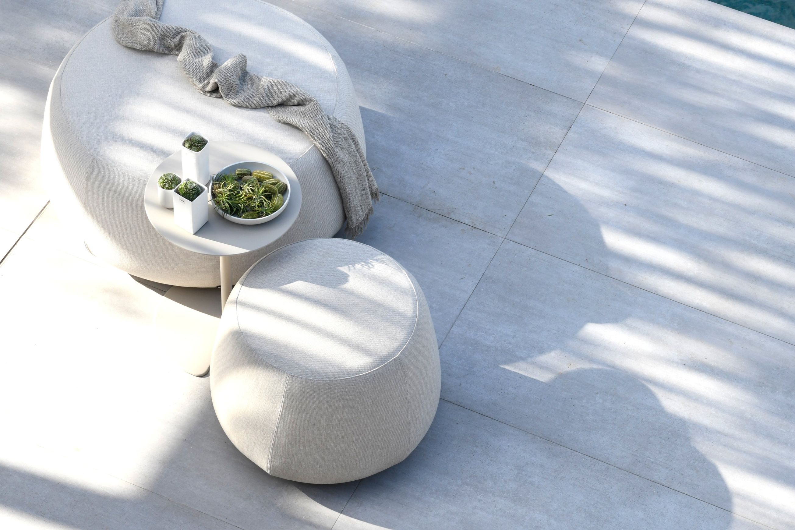 Nomad Pouf