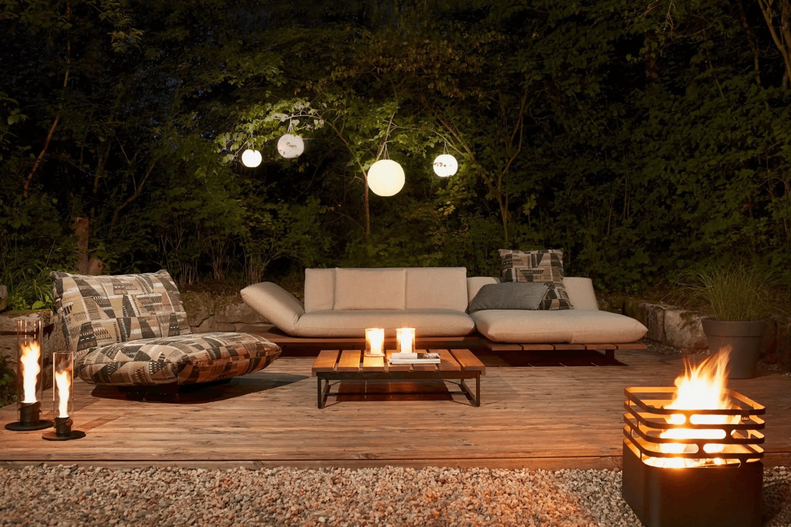 Akito Outdoor Sofa
