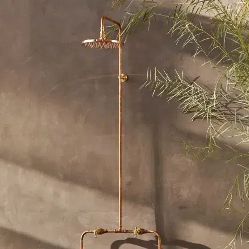 Byron Outdoor Shower with Foot Tap | Hot+Cold | Copper