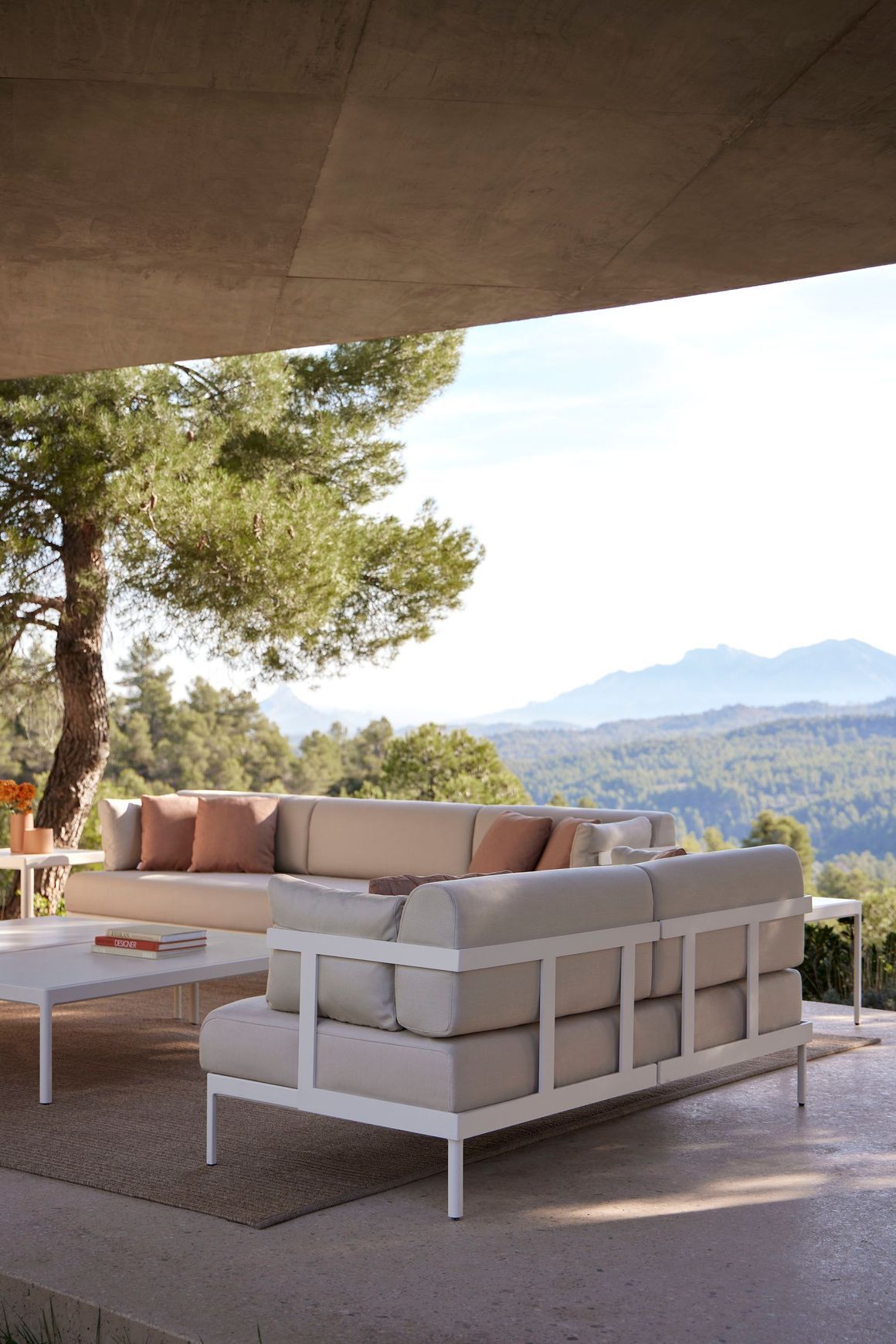 Legacy Outdoor 2-seater Sofa by Point