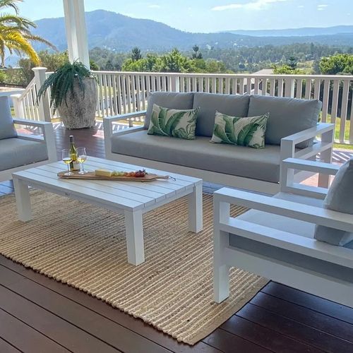 Coast Outdoor Lounge Set | White