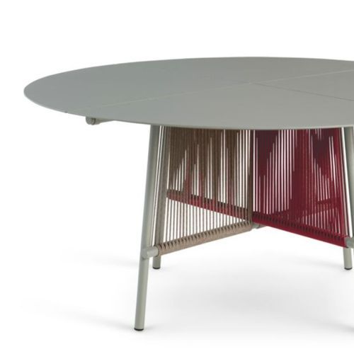 Traveler Corde Dining Table