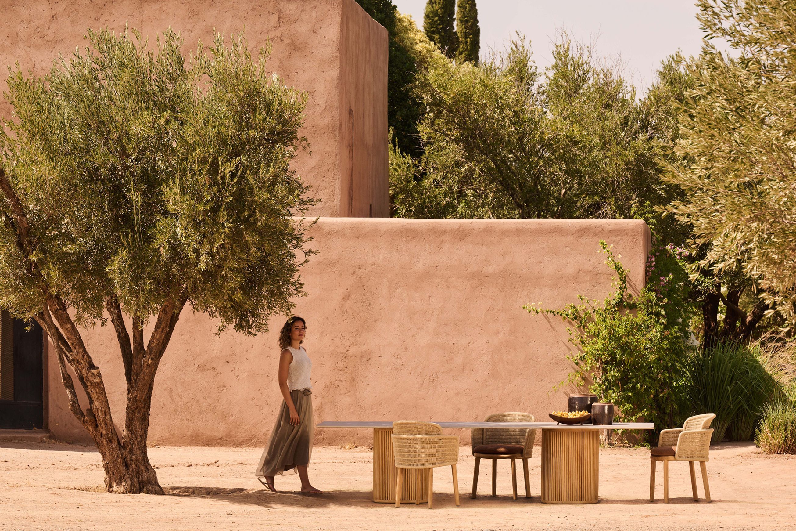 Otto | Dining Table