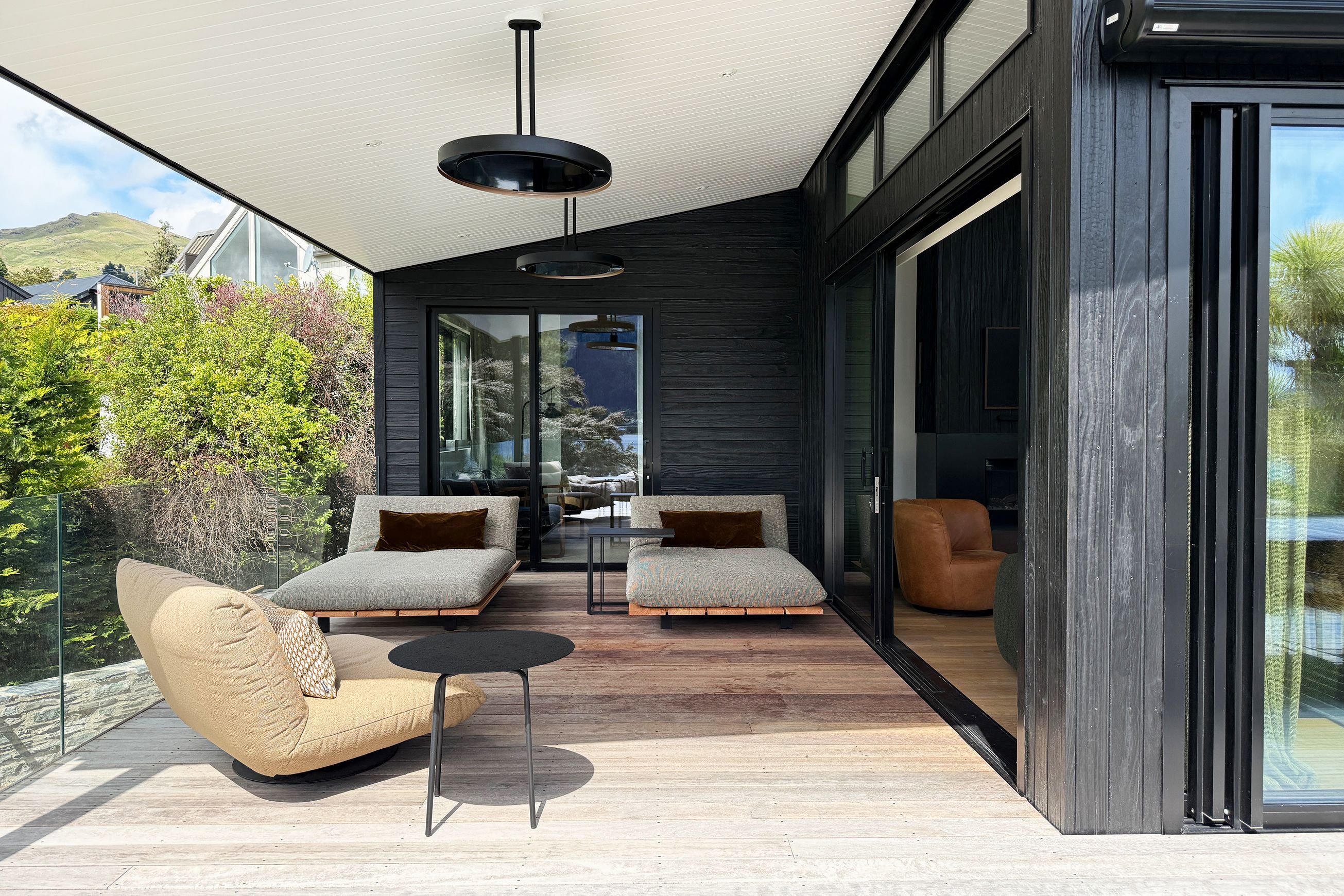 Tabo Outdoor Side Table