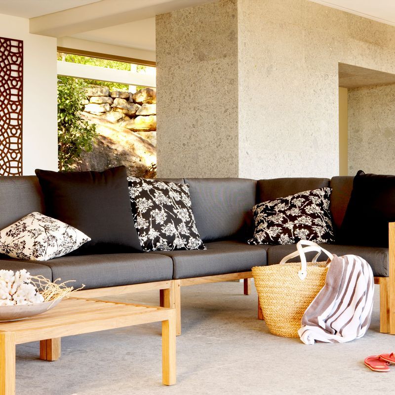 Watego Outdoor Coffee Table