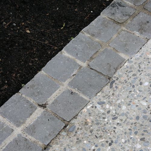 Basalt Cobbles On Mesh