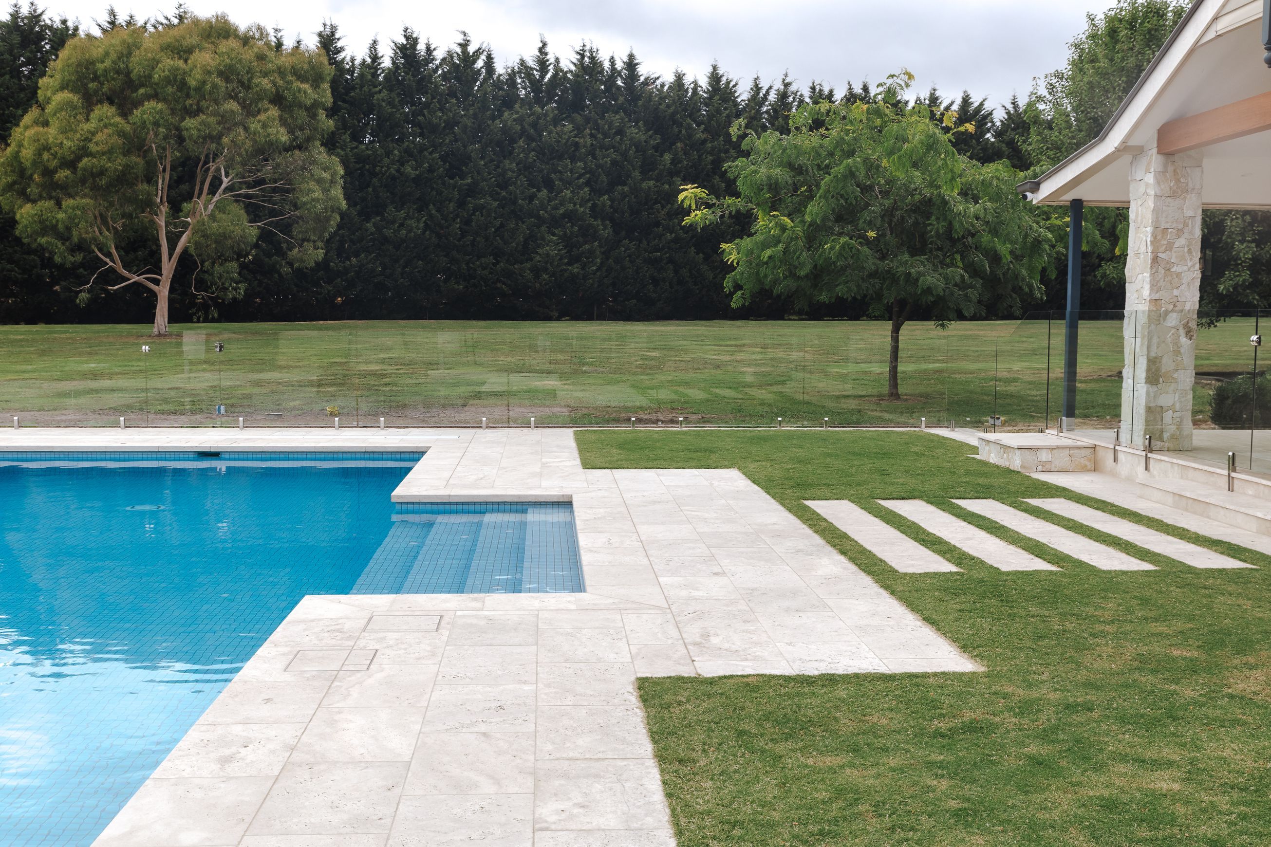 Premium Classic Travertine Pavers