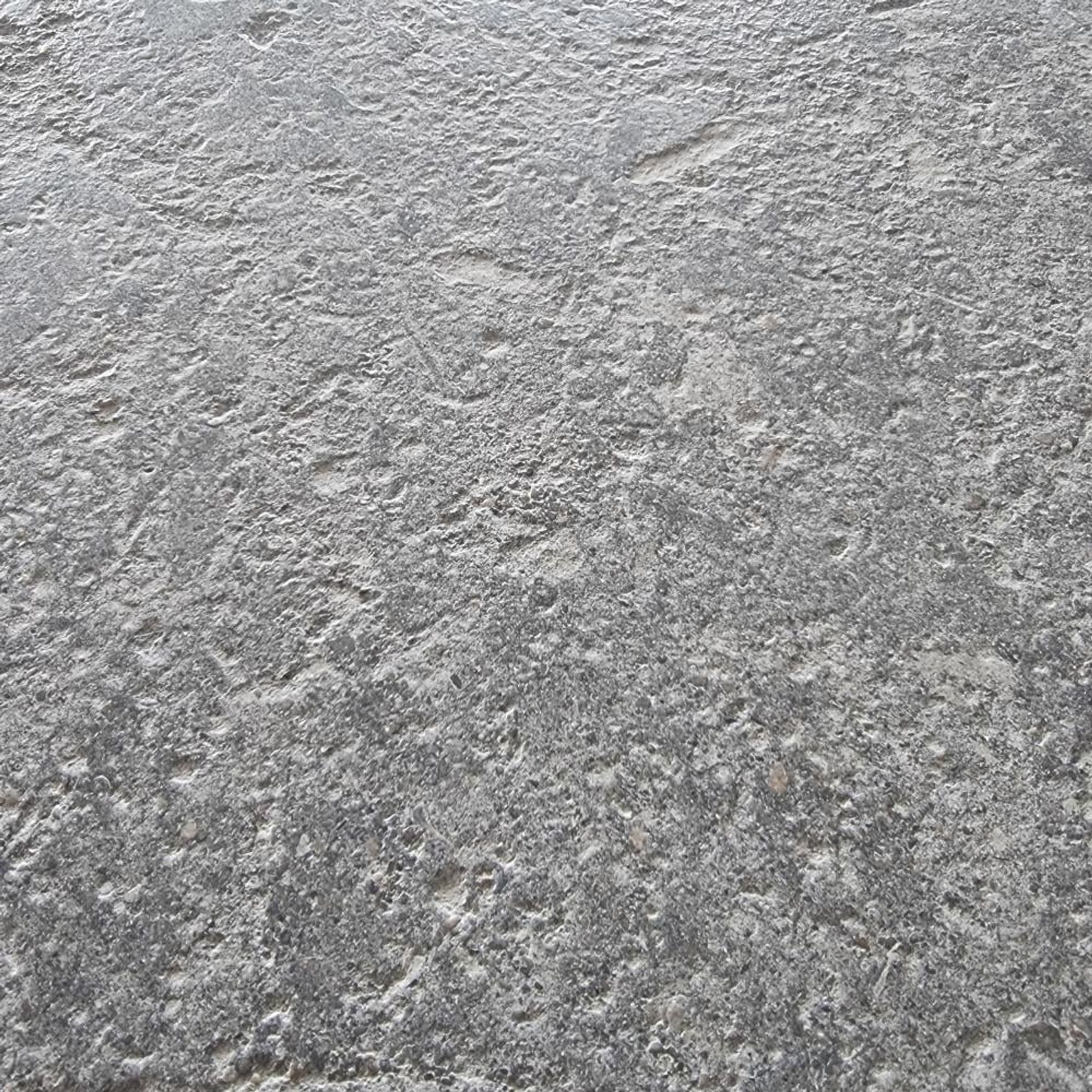 20mm Veleta Dark Grey Limestone Tiles