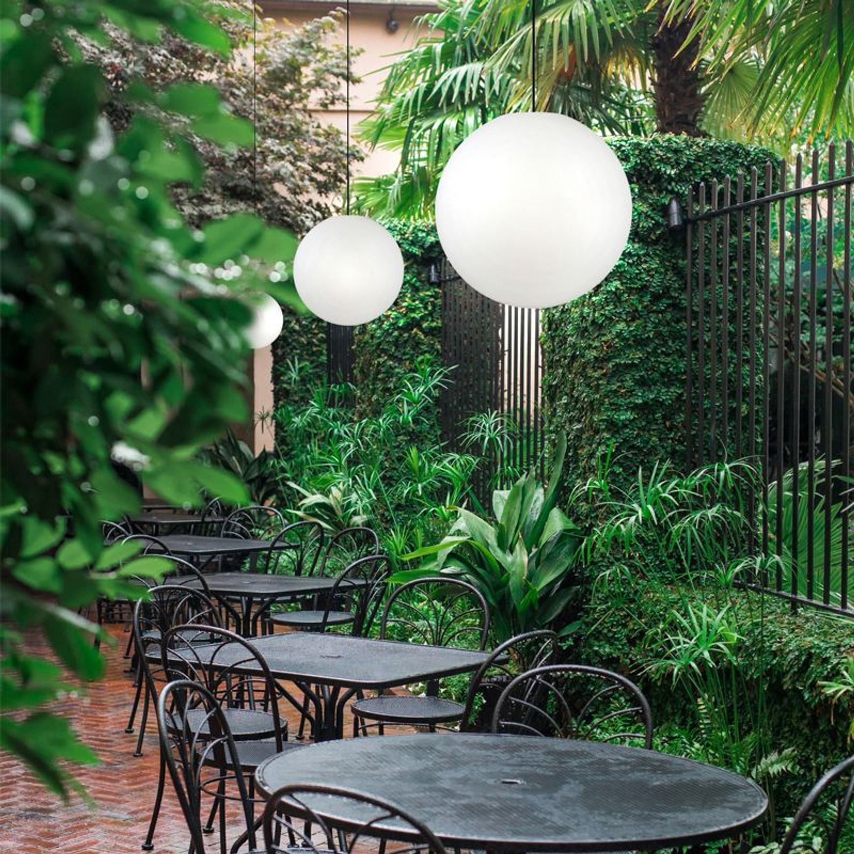 Sole 40cm Outdoor Pendant