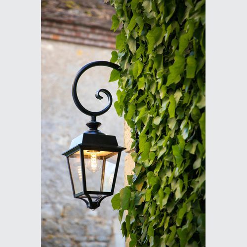 Place Des Vosges Evolution 1 Model 5 Wall Light