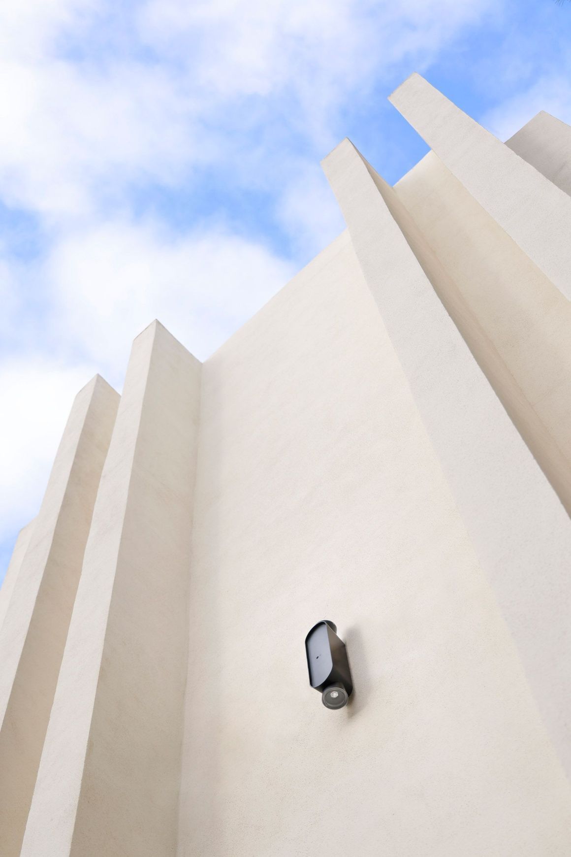 Ibuk Wall Light
