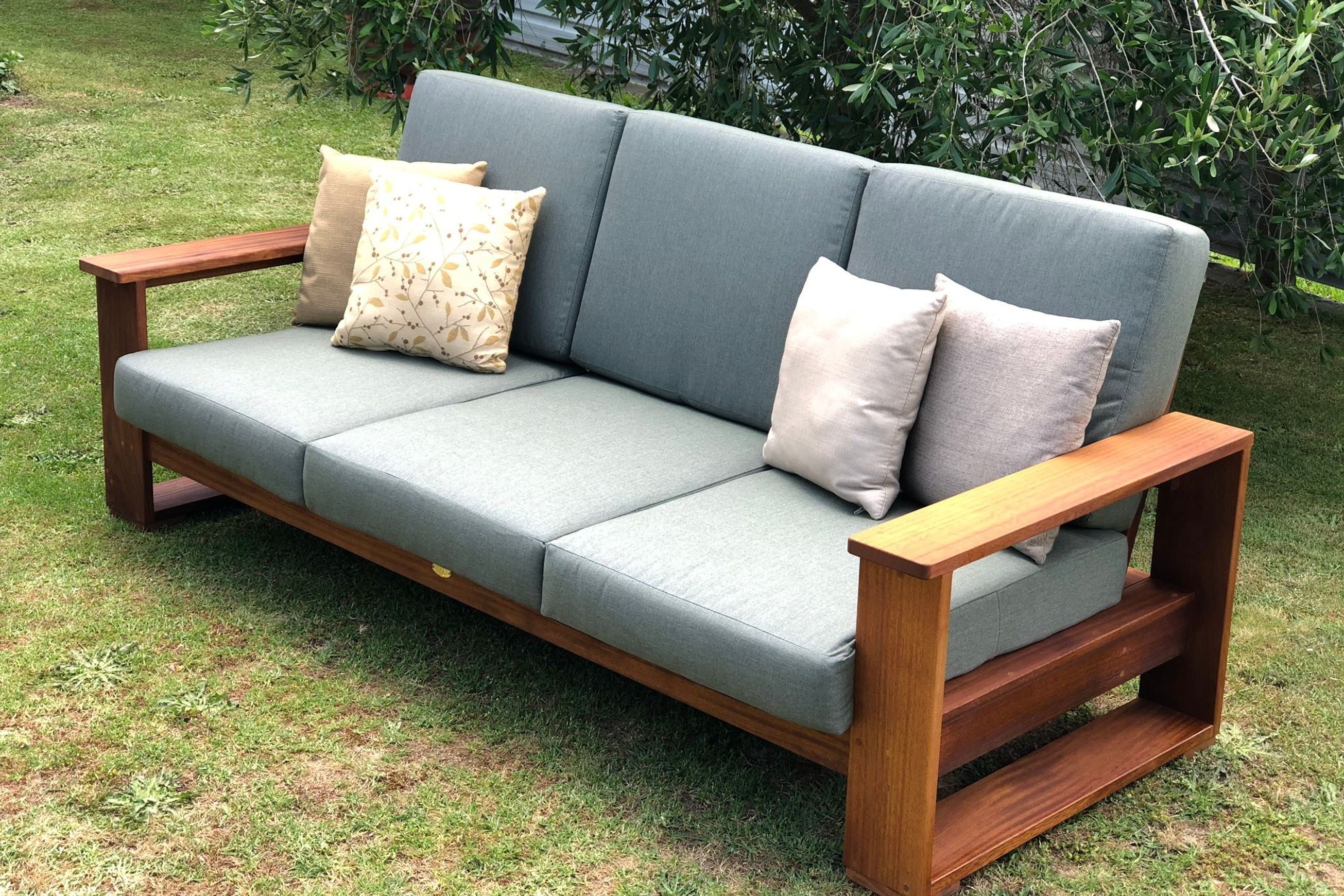 Lounge Sofas - 3 Seater