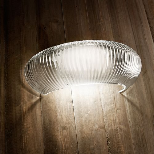 Glass Lighting Suspension Versitile And Inobtrusive
