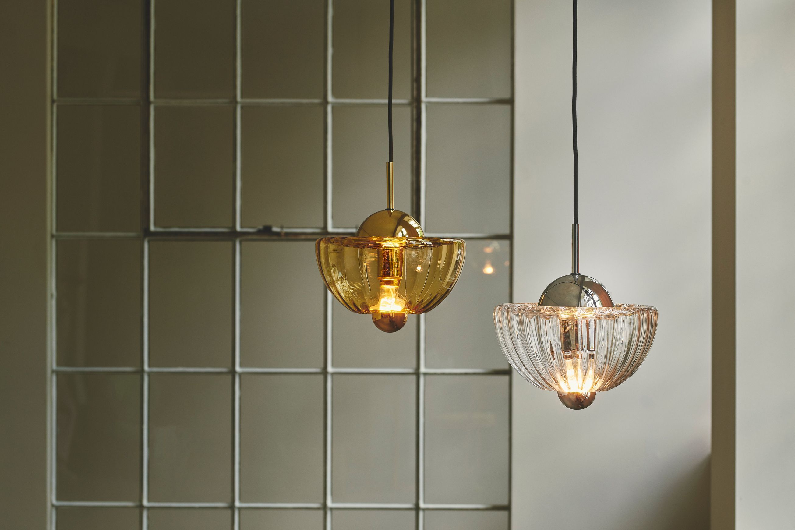 Lotus Pendant Light