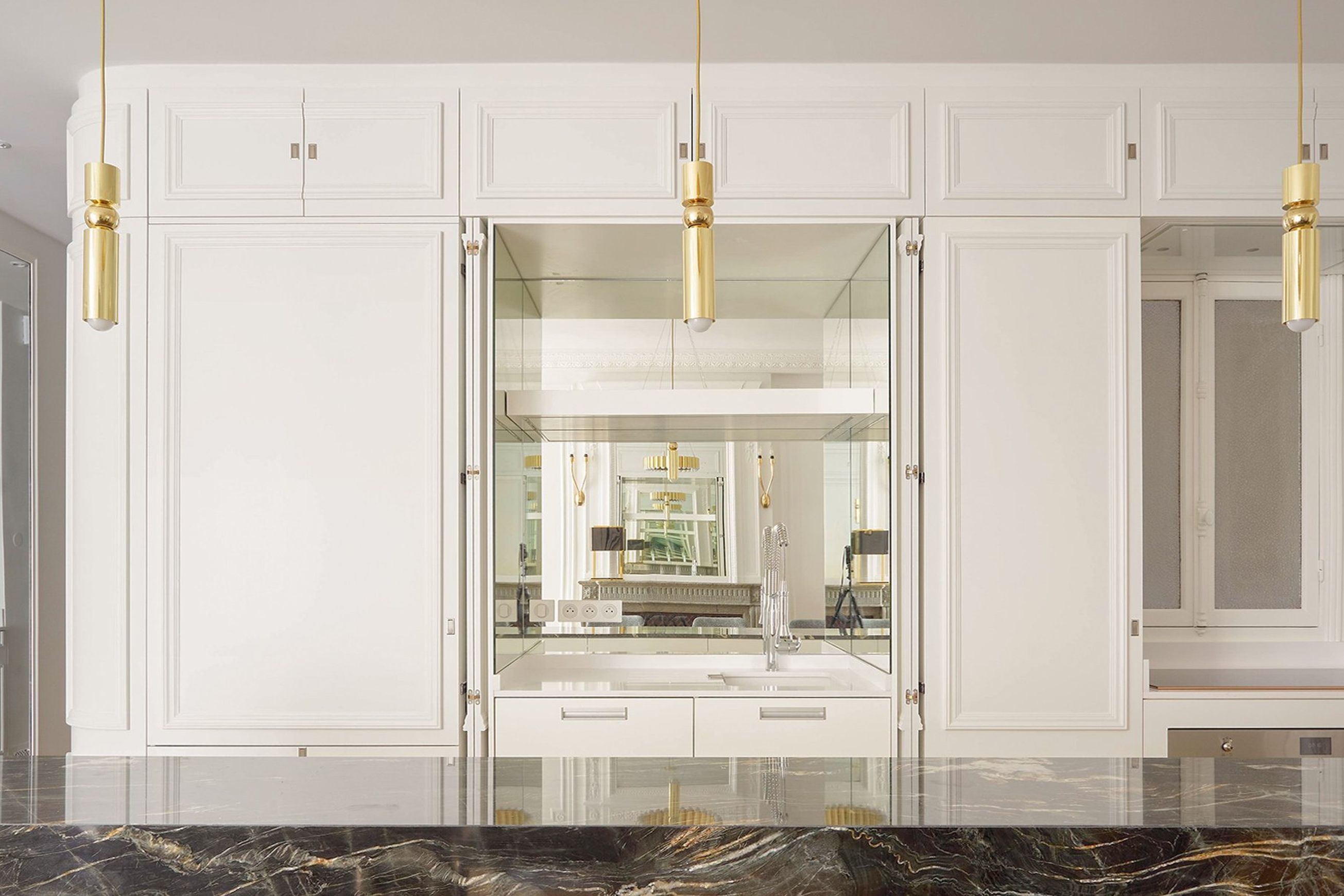 Fulcrum Light - Polished Gold