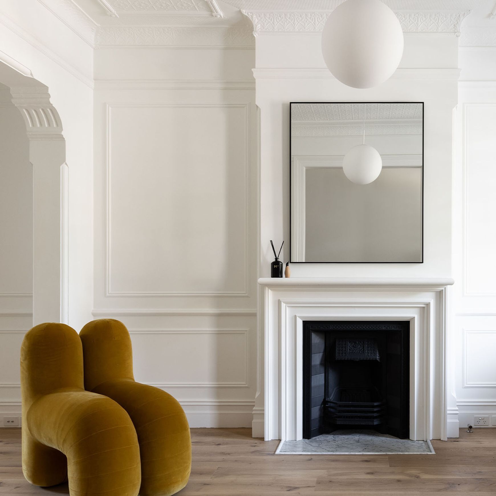 Orb Max Pendant Light
