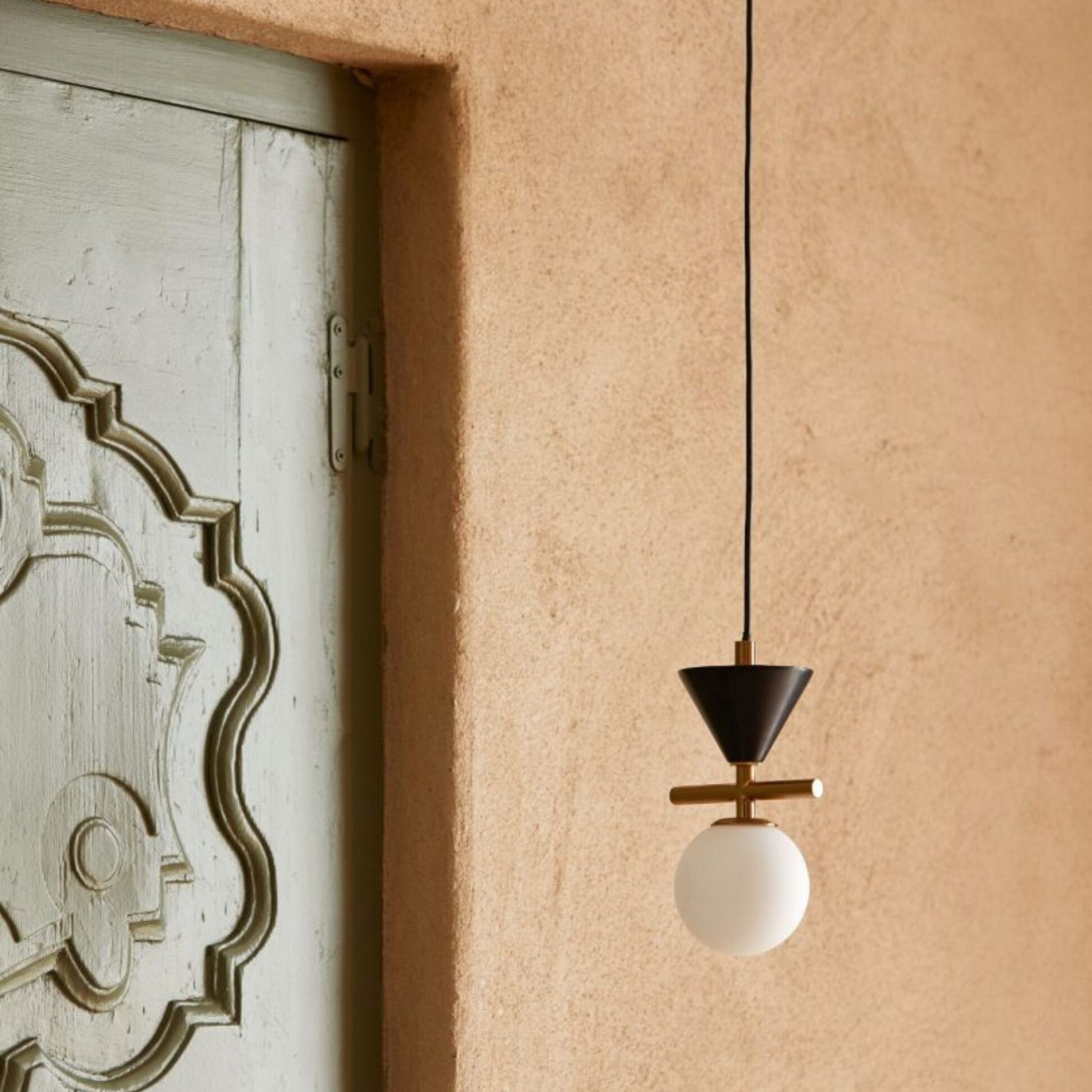 Oneta Pendant Light
