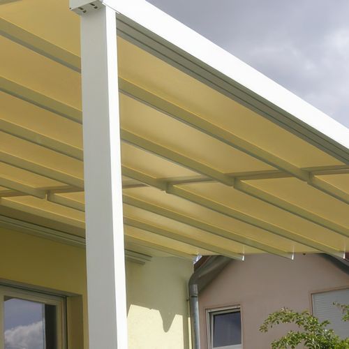 Leiner Sunrain L Retractable Roof Pergola