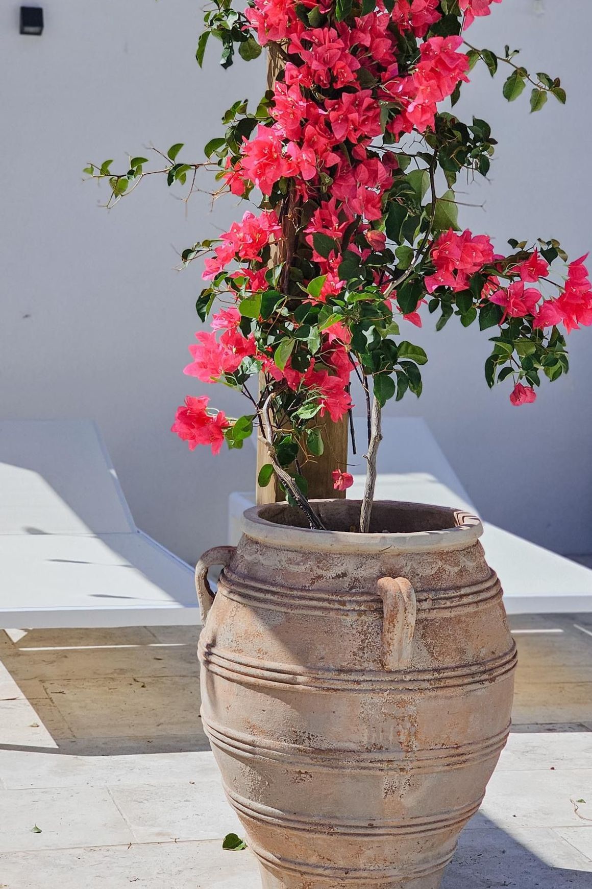 Riversland - 3 Handle Urn