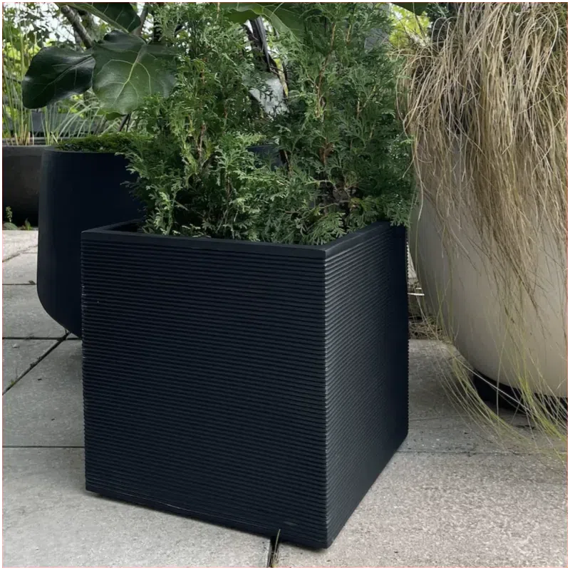 Bianca Cube Horizontal Stripes