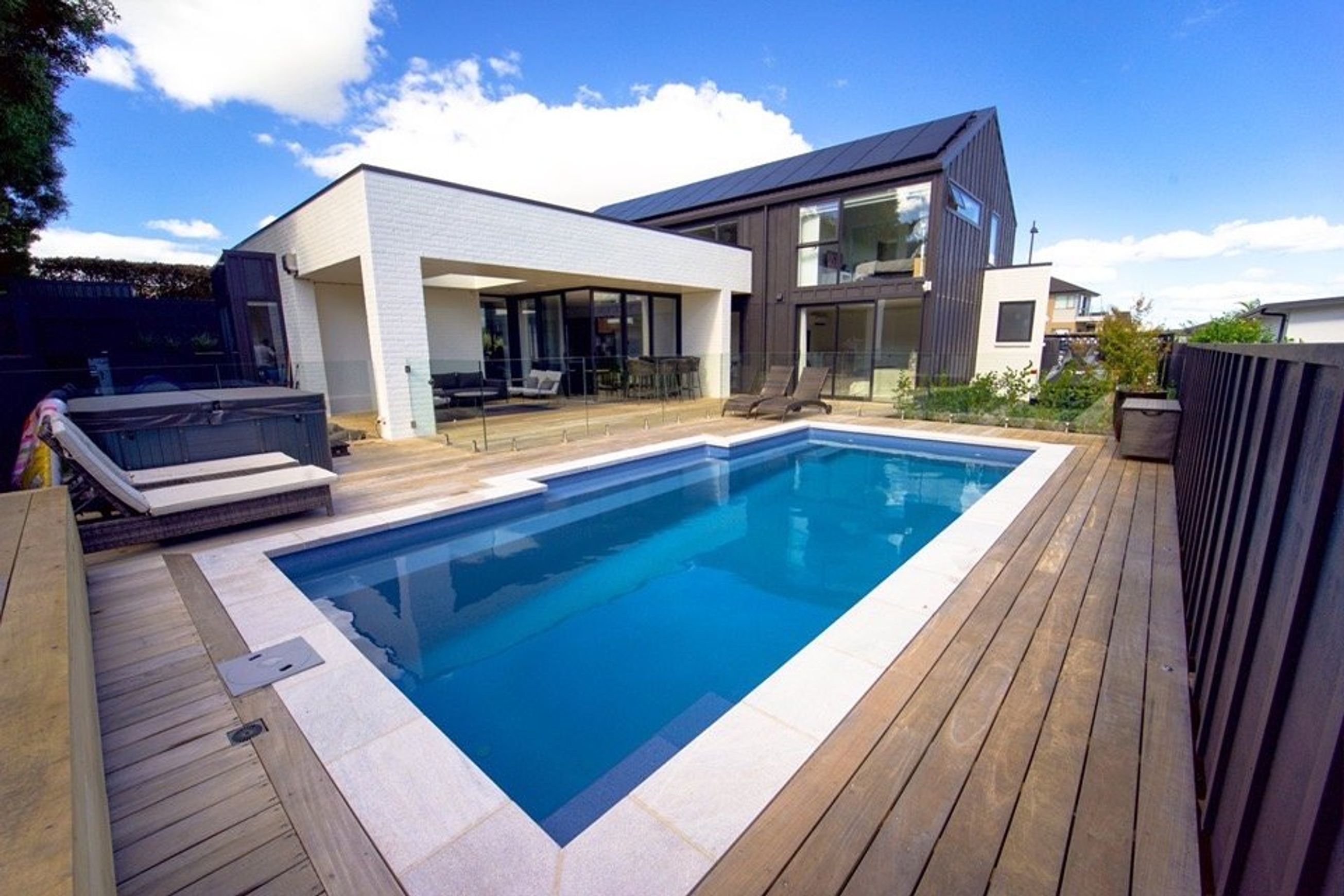 Pool Coping - Square Edge