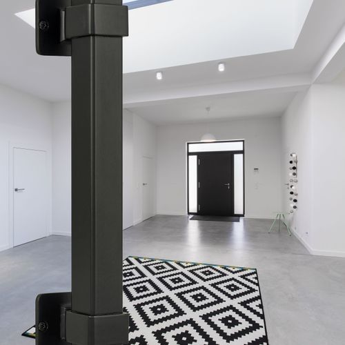 Iron Entrance Handle 3955