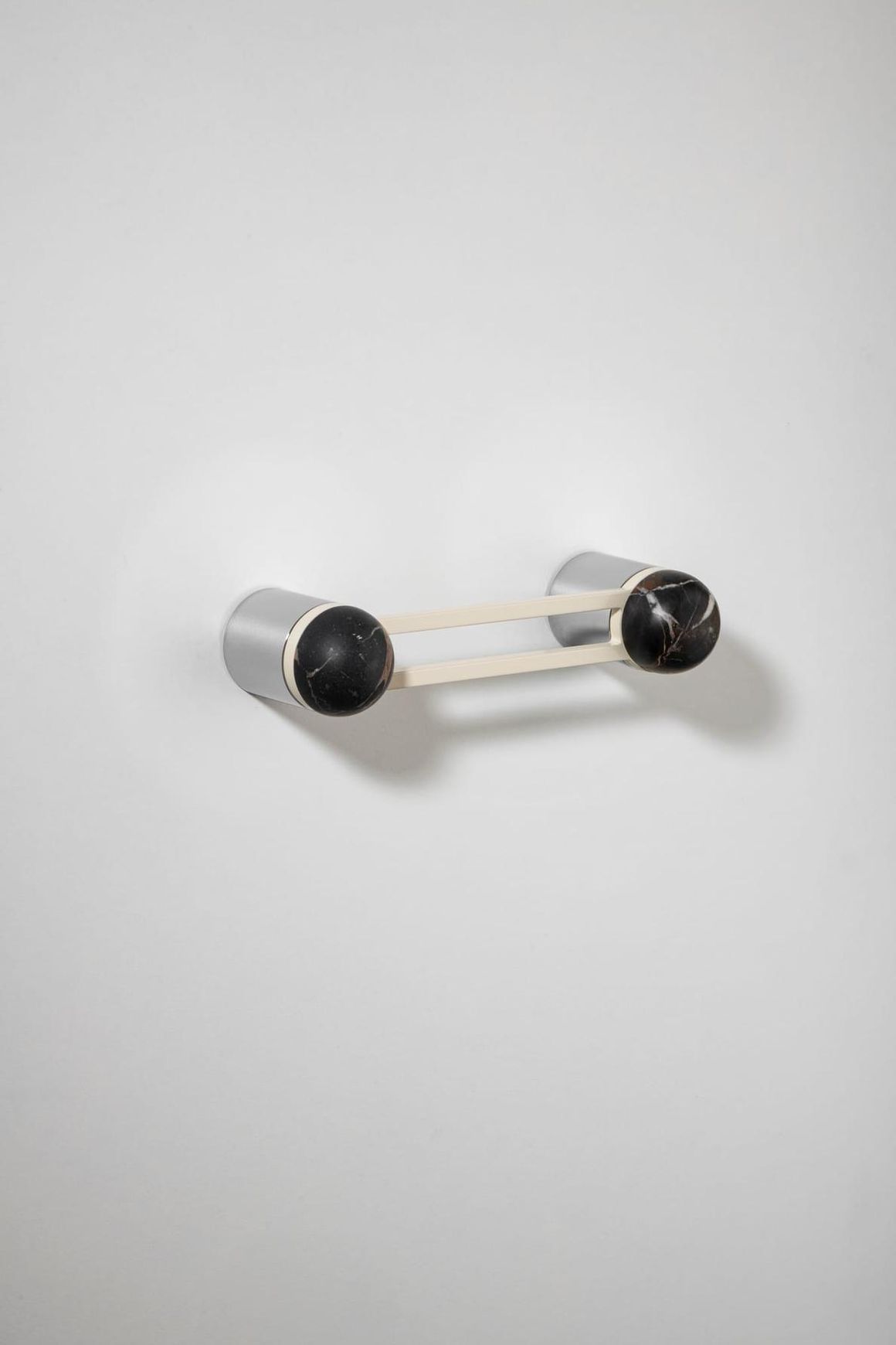 H04 Pull Handle Short