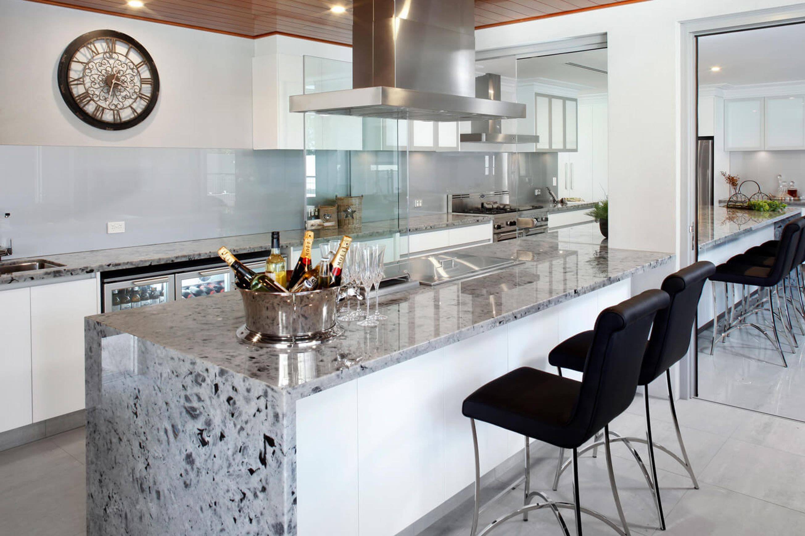 Silent Island Rangehood 900mm - IS4110S