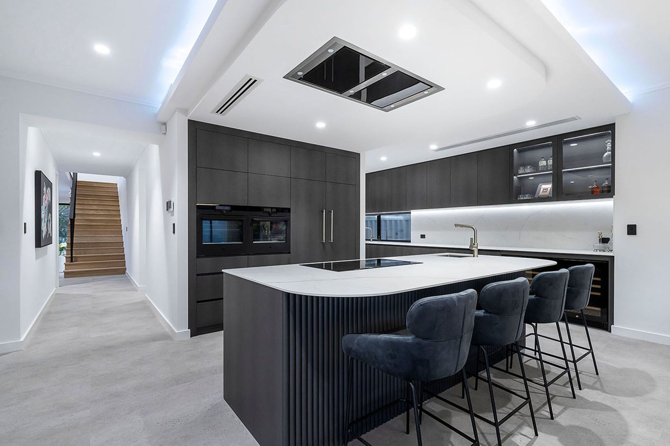 Silent Cassette Rangehood 1200mm - UM422G-12S