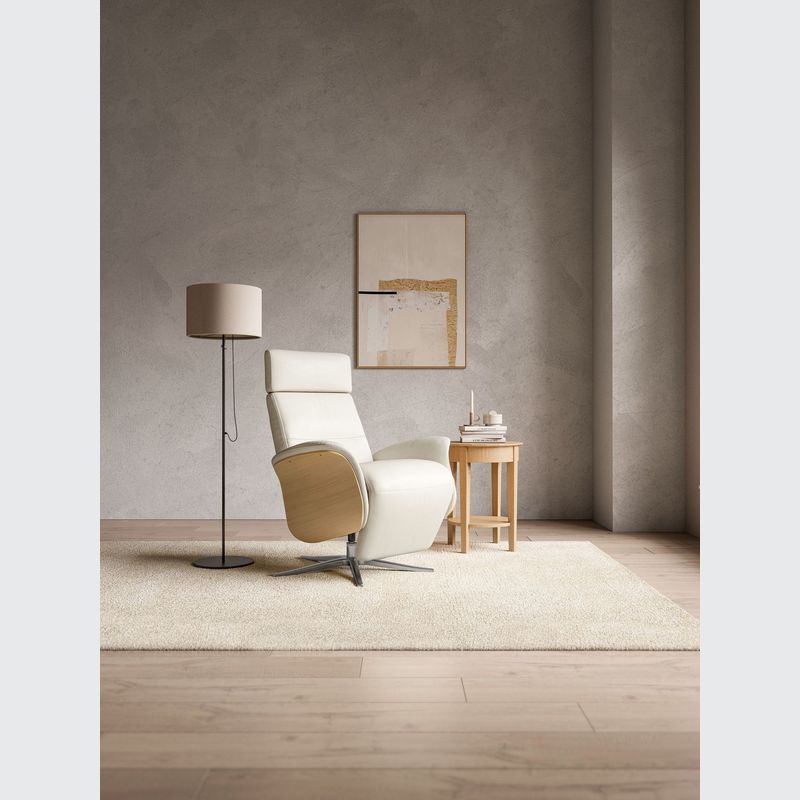 Space Manual Integrated 5100 Recliner