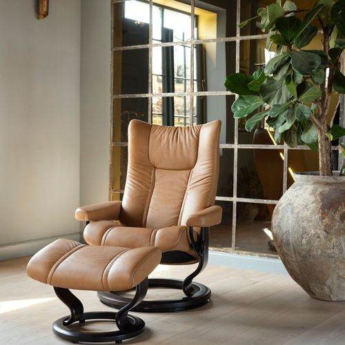 Stressless® Wing (M) Classic Recliner