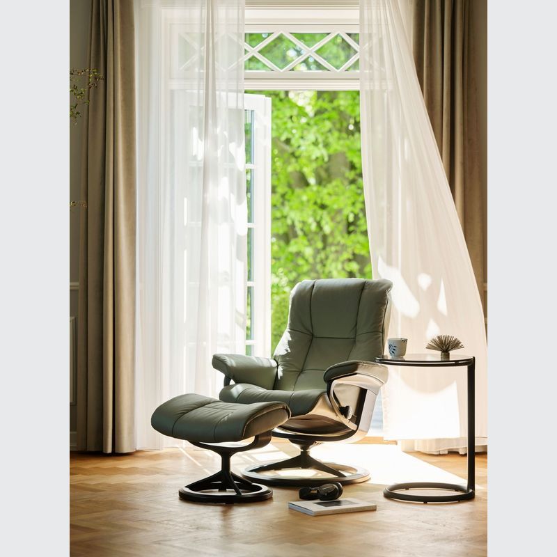 Stressless® Mayfair (M) Signature Recliner