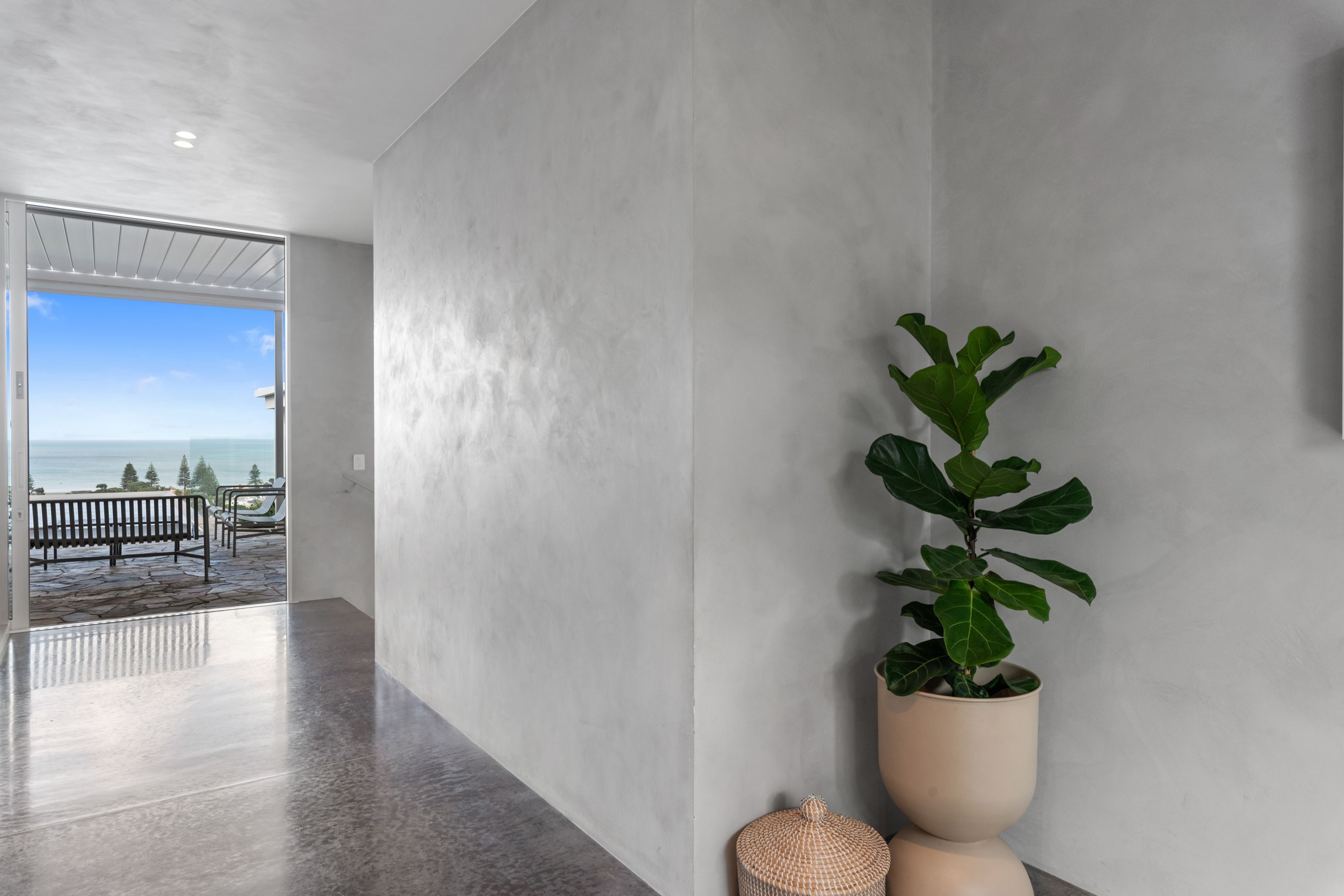 Rockcote Otsumigaki Japanese Clay/Lime Finishes