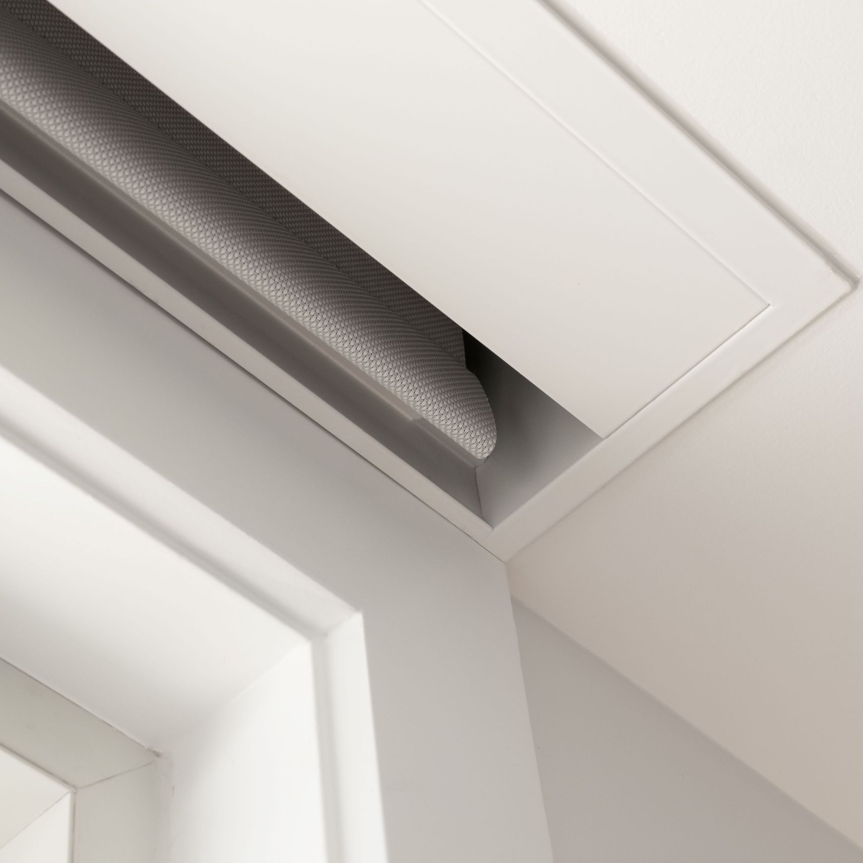 Vanda Recessed FlushBox
