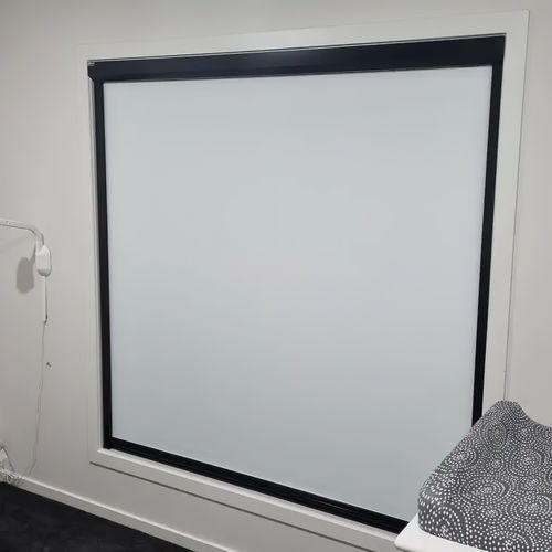 BlackOut Blind : Nursery Window