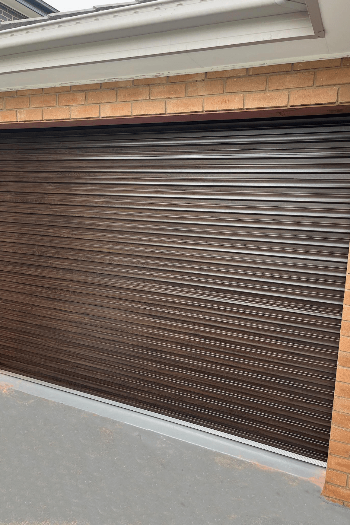 UniCote LUX Roller Door