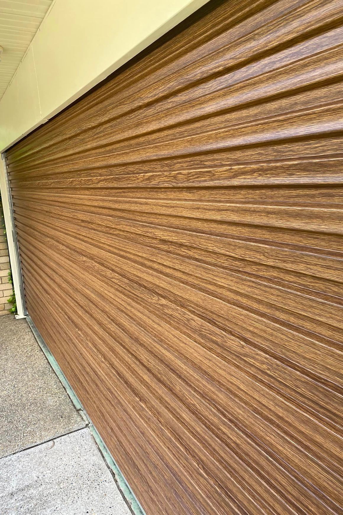 UniCote LUX Roller Door