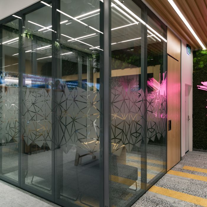 Acoustic Glass Operable Wall - GlassSeal 400