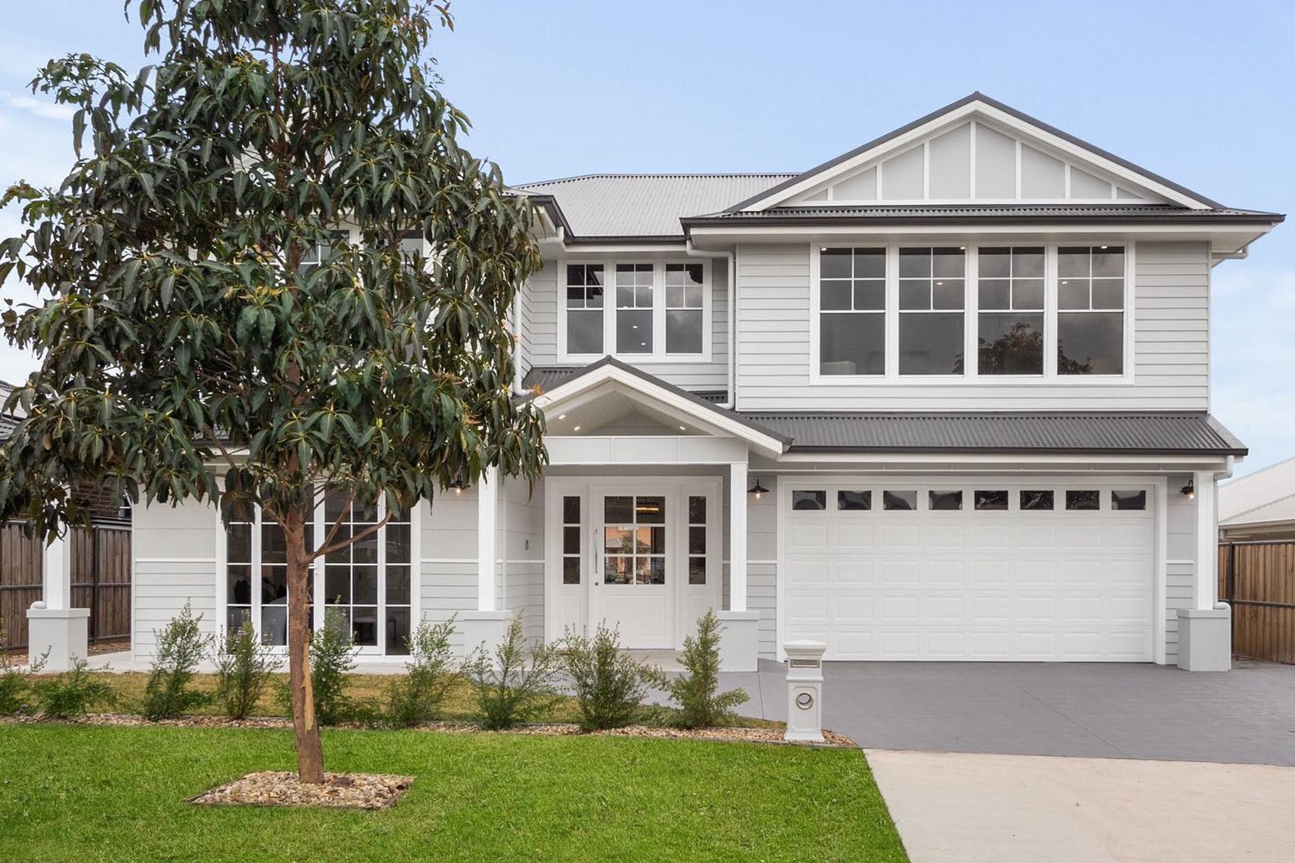 Colorbond® Garage Doors | Sectional Doors