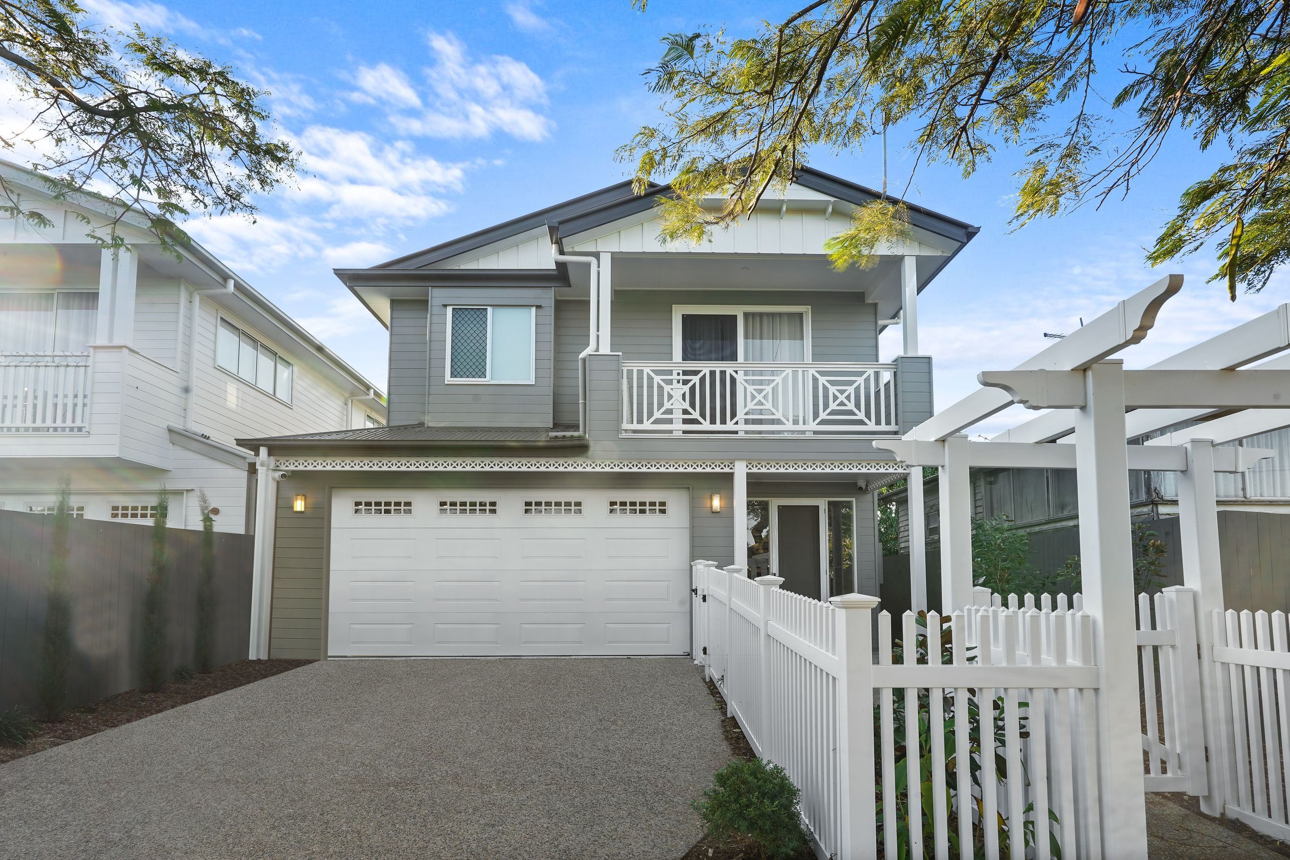 Essentials Series | Sectional Garage Doors